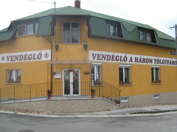Vletlen kpek a galribl